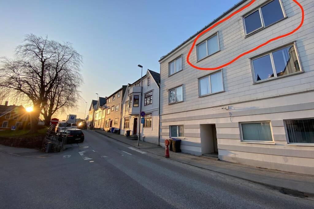 Nice&central apartment in quiet area Ålesund Extérieur photo