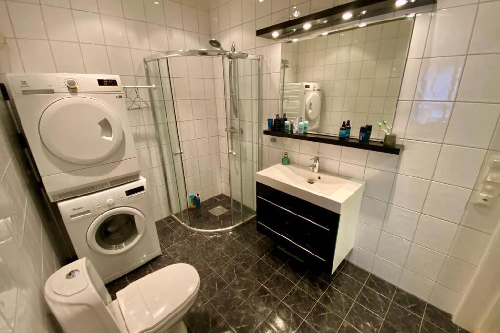 Nice&central apartment in quiet area Ålesund Extérieur photo